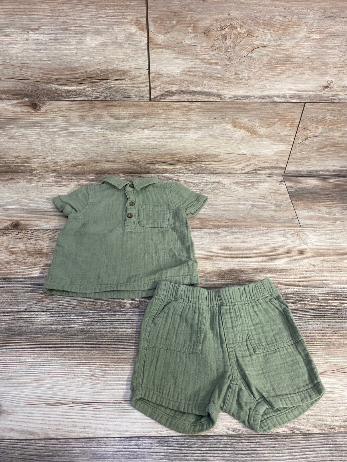 Old Navy 2pc Double Wave Polo Shirt & Shorts Green sz 6-12m