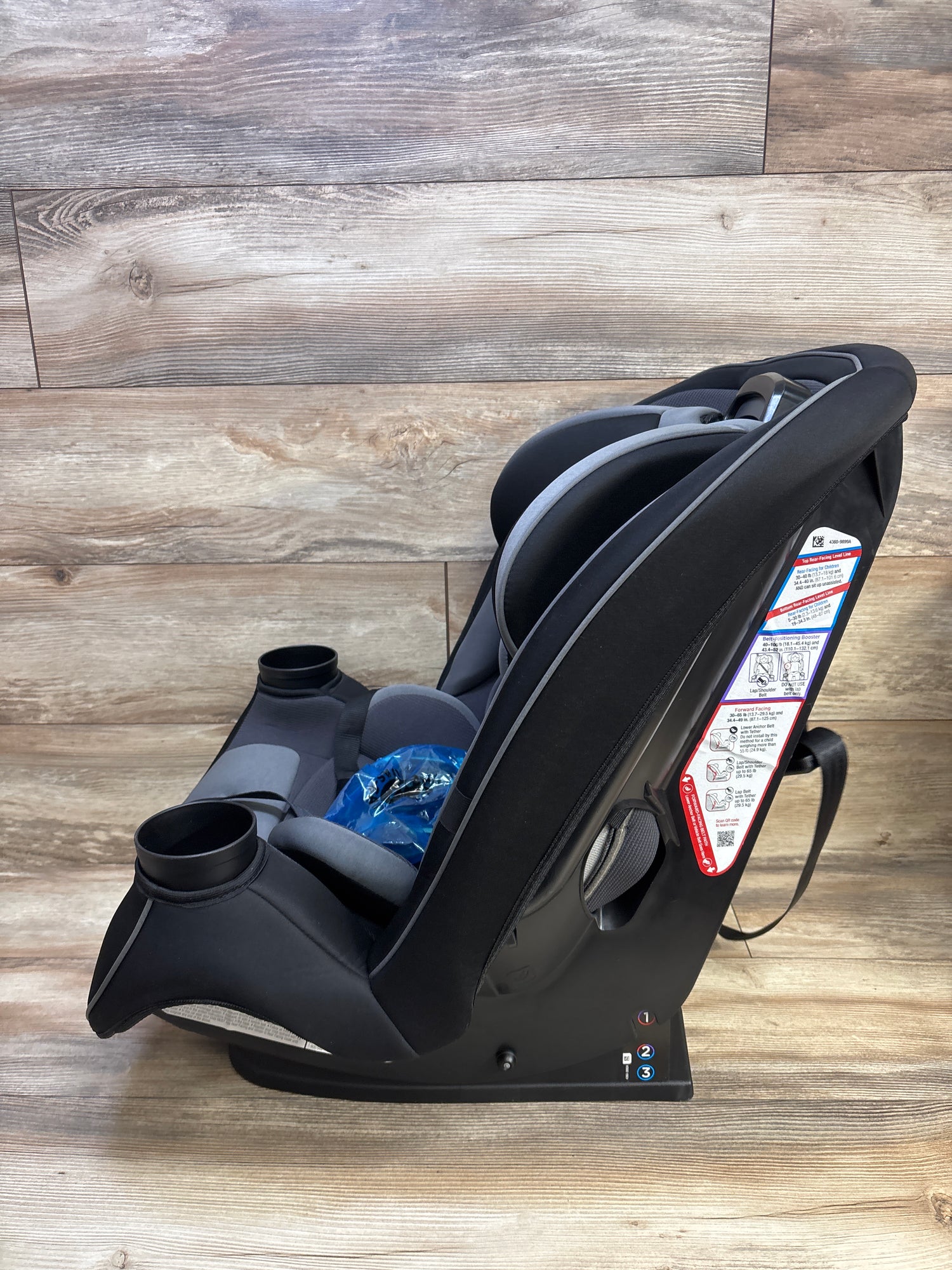 Safety 1st Grow and Go All-in-One Convertible Car Seat in Iron Frost