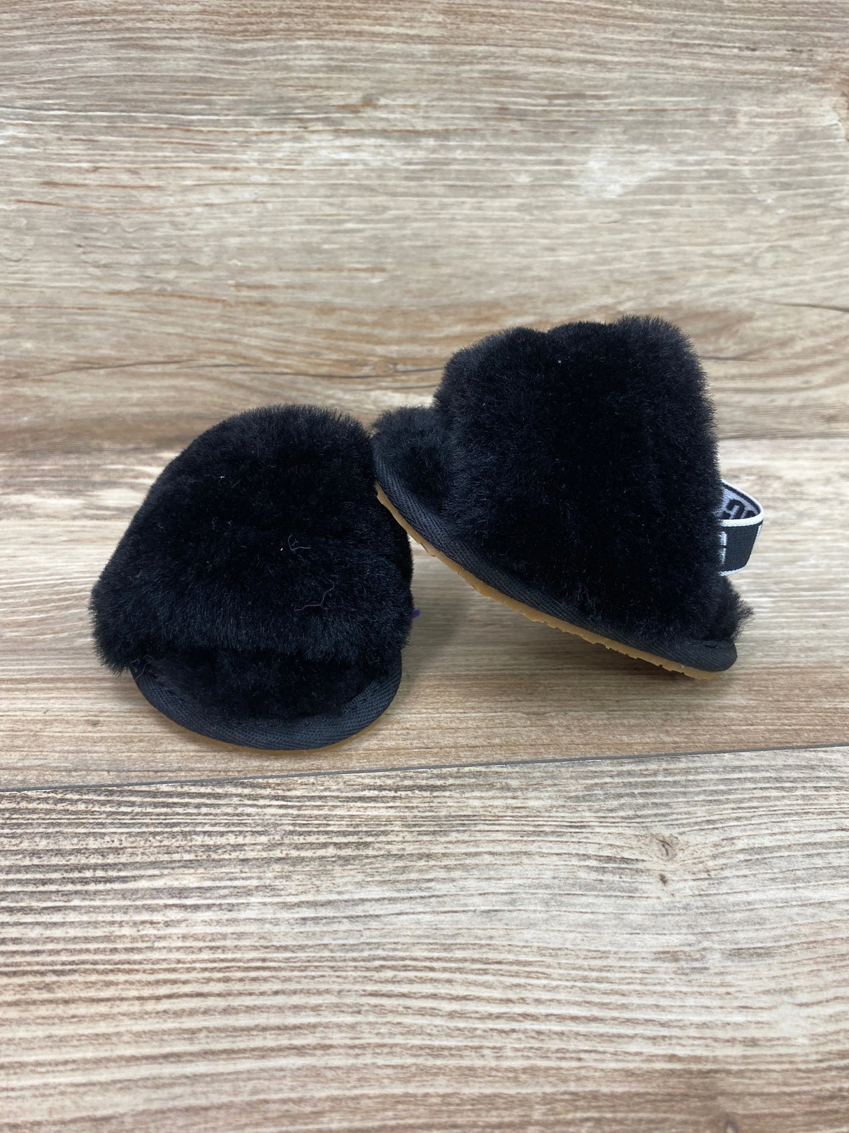 UGG Fluff Yeah Slides Black sz 2c/3c