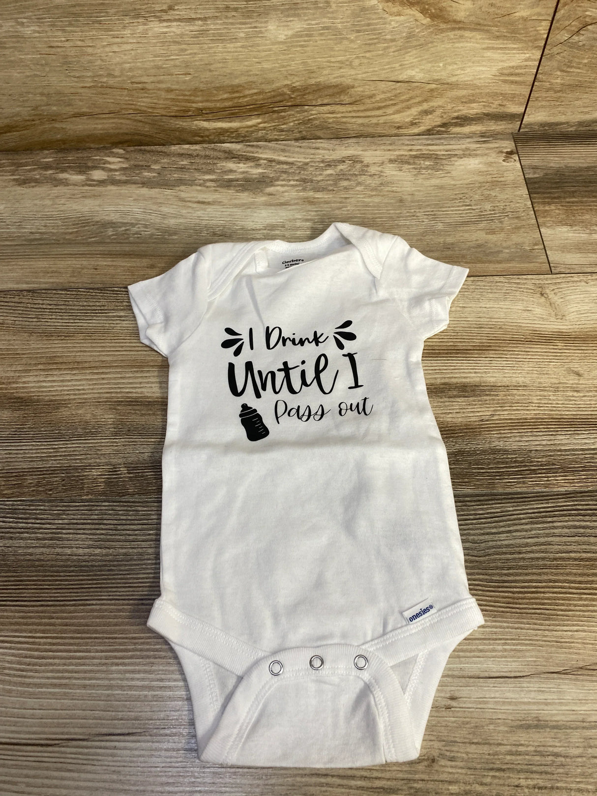 Gerber 'I Drink Untie I Pass Out' Bodysuit White sz 6-9m