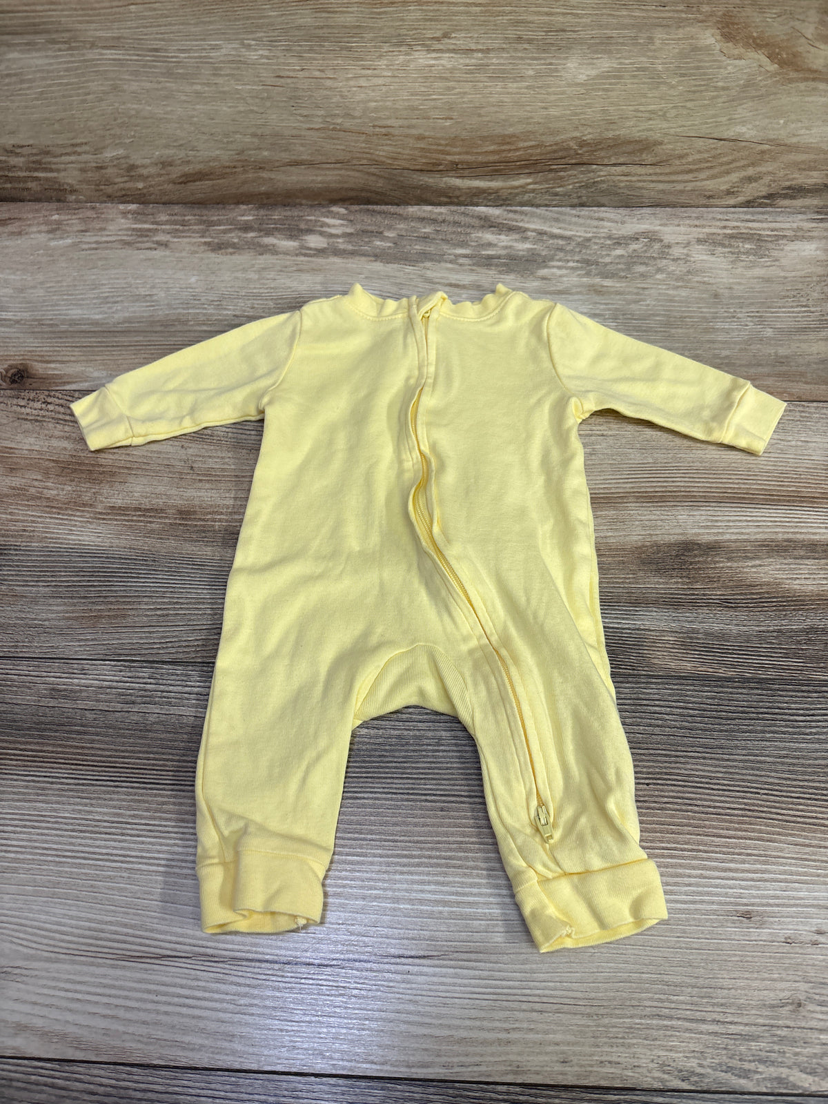 Old Navy Sleeper Yellow sz 0-3m