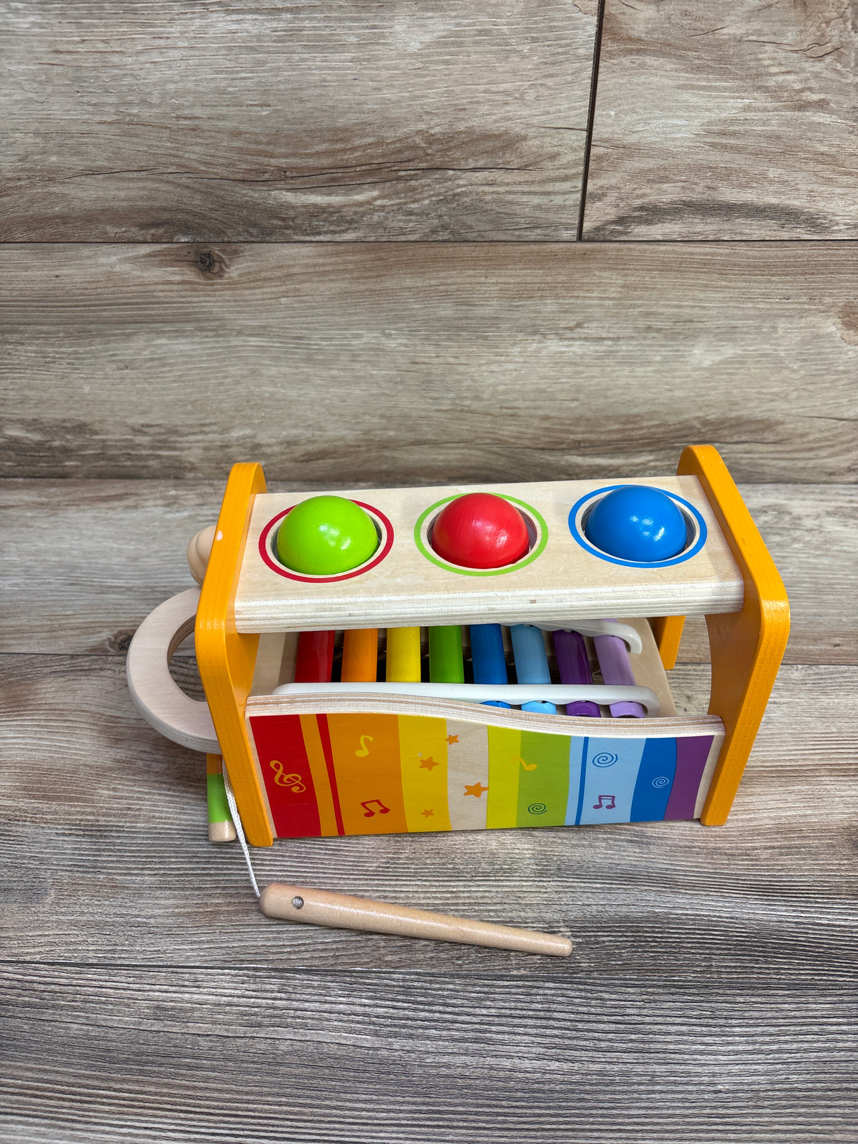Hape Pound & Tap Bench