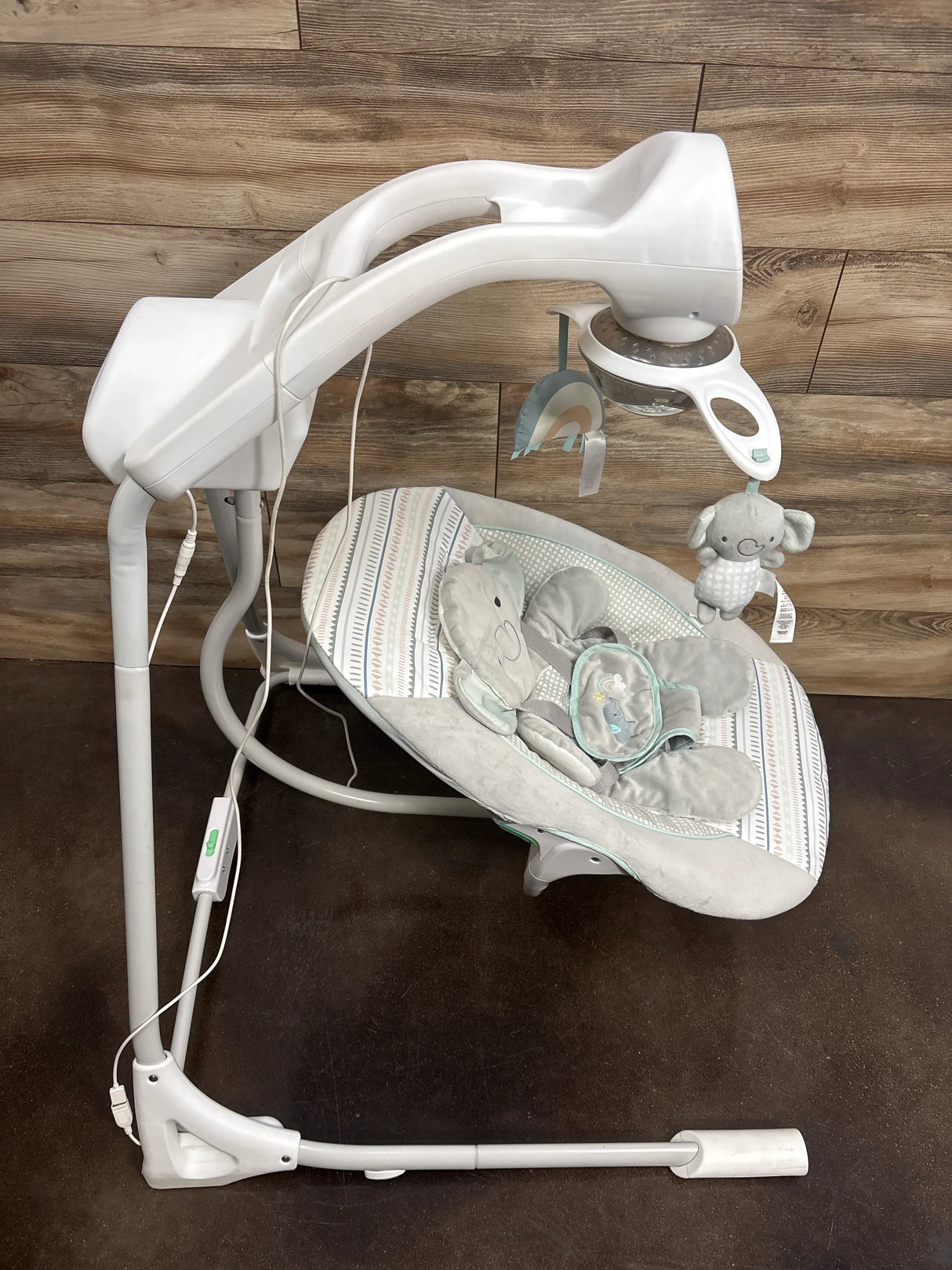 Ingenuity InLighten Soothing Swing - Van the Elephant