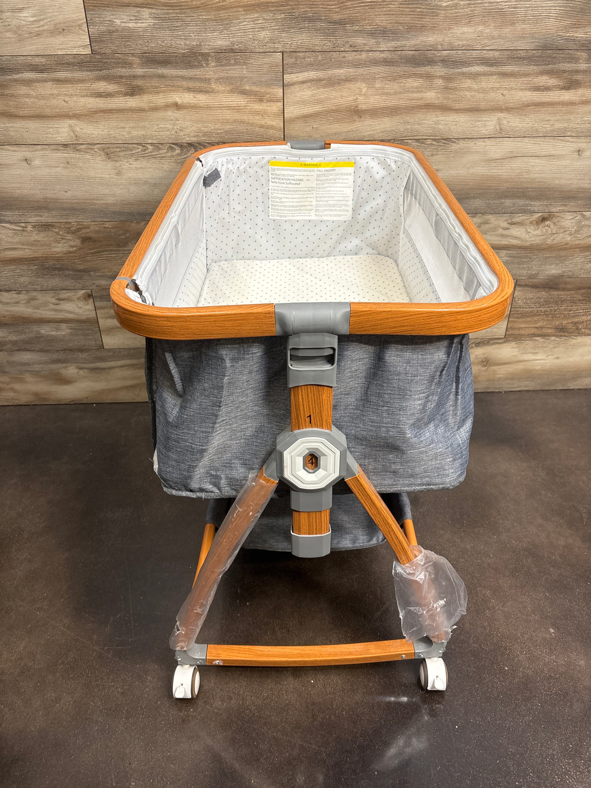 Caveen Bedside Bassinet, Grey