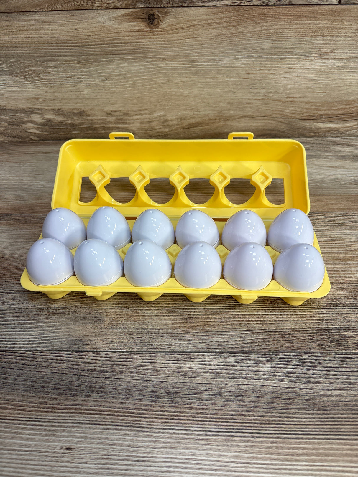 Shape Sorting & Matching Egg Playset Yellow