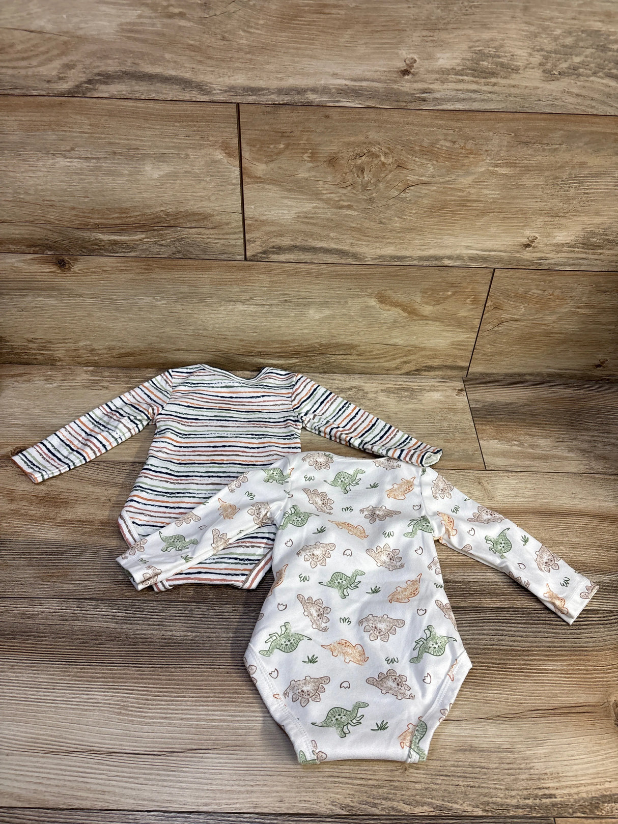 Baby Essentials 2pk Long Sleeve Bodysuits White sz 9m