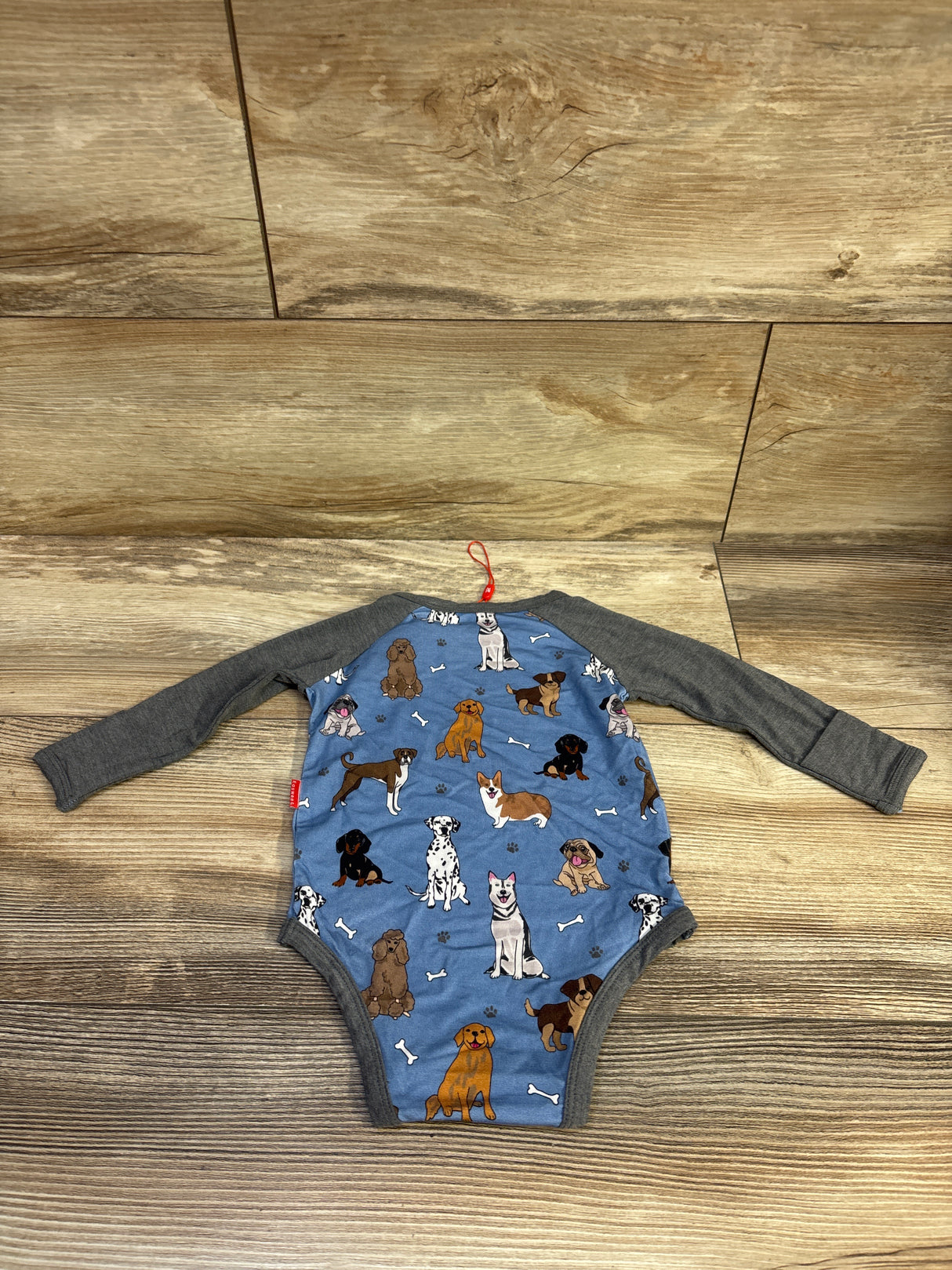 Easweet Bamboo Long Sleeve Dog Print Bodysuit Blue sz 6-12m
