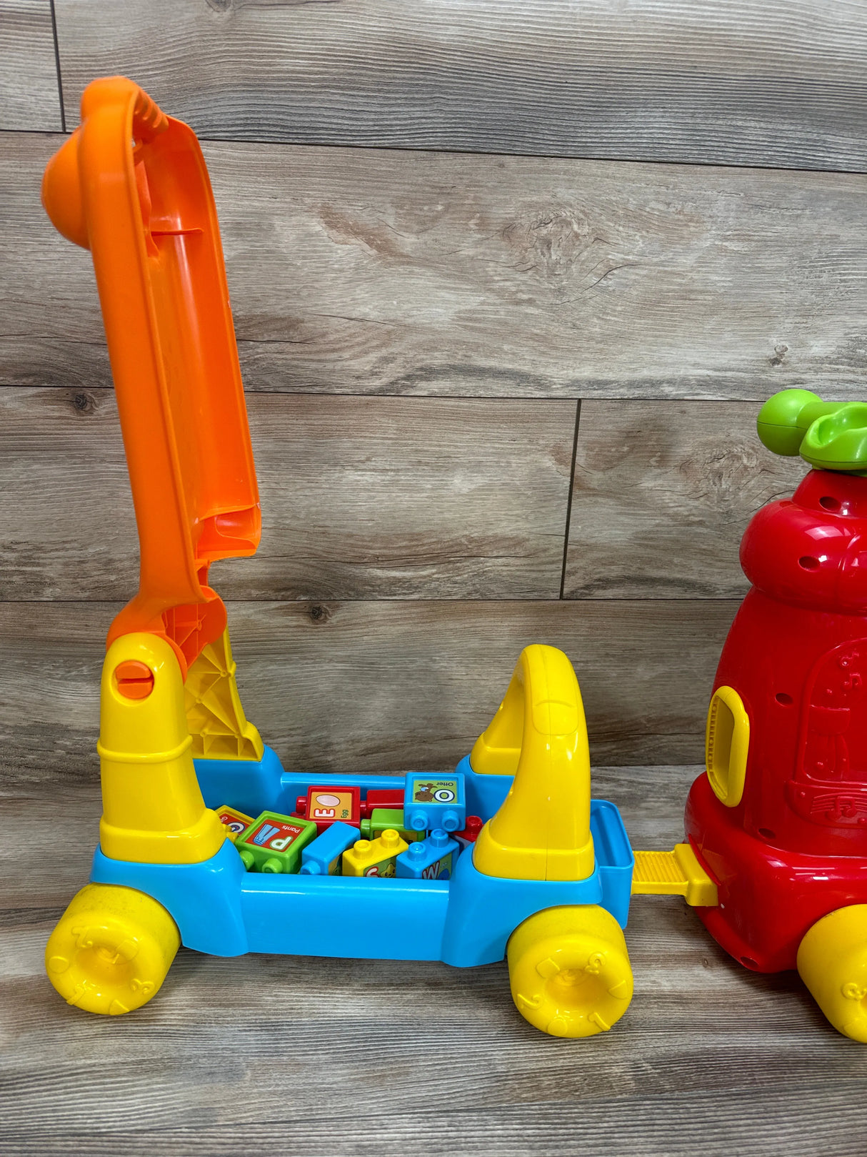 VTech Sit-to-Stand Ultimate Alphabet Train