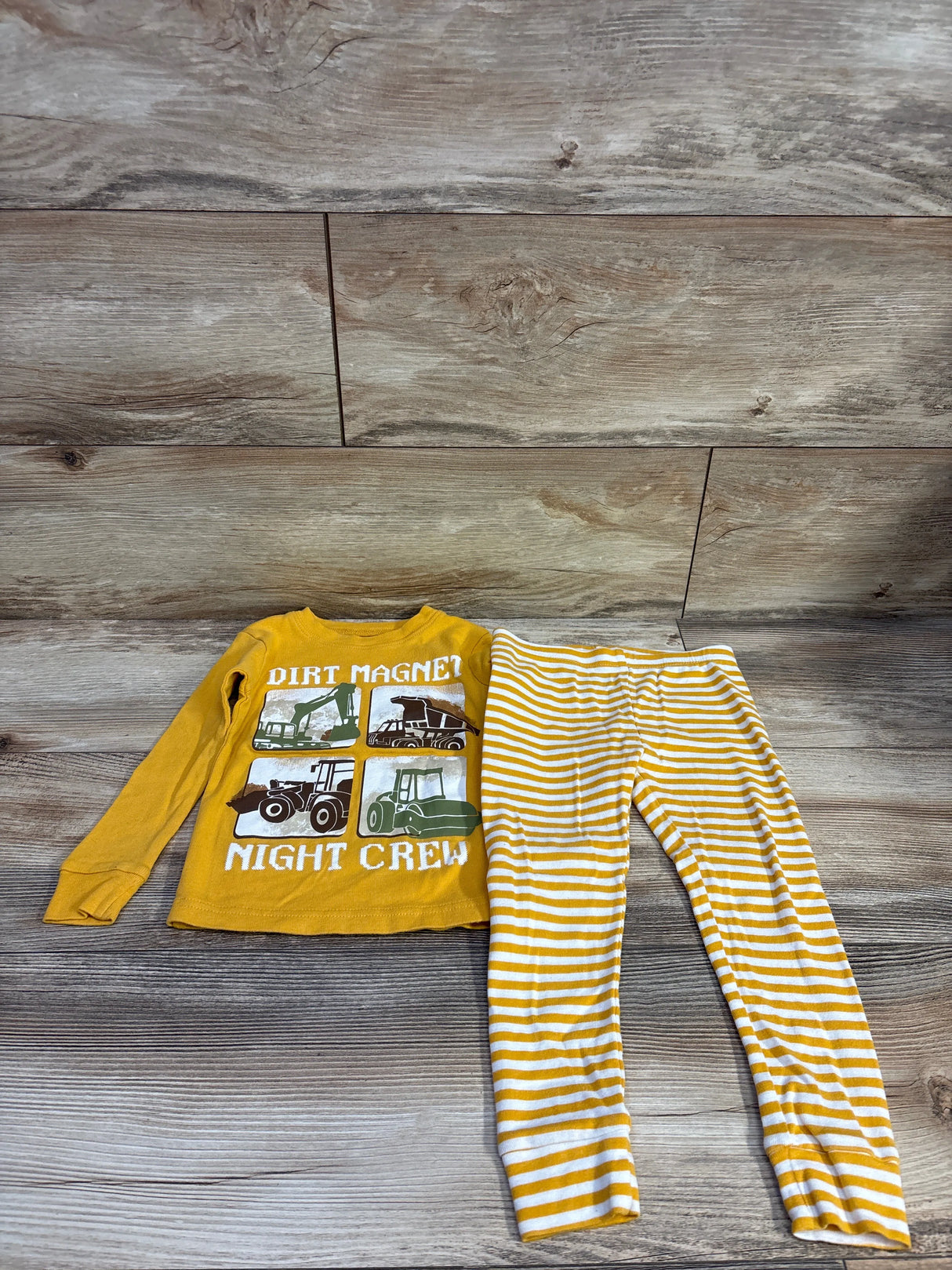 Carter's 2pc Dirt Magnet Pajama Set Yellow sz 3T