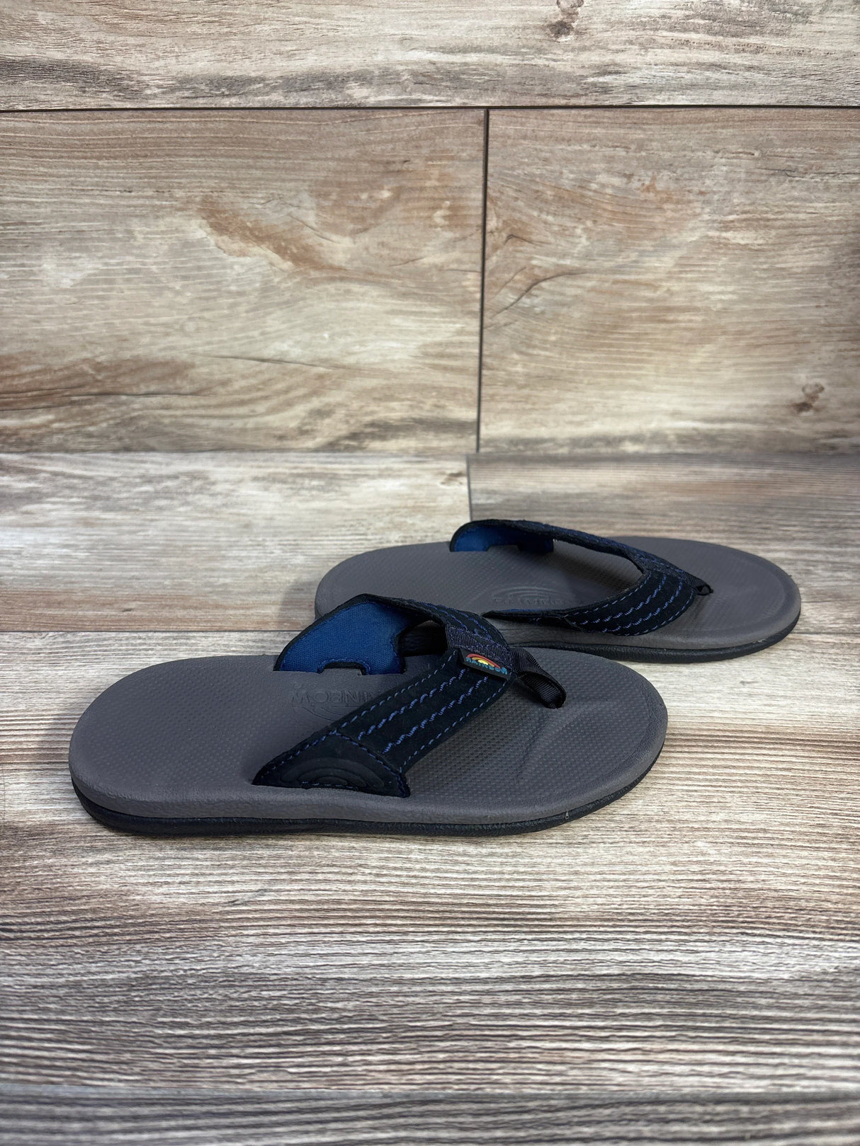 Rainbow Cape Sandals Grey sz 11/12c