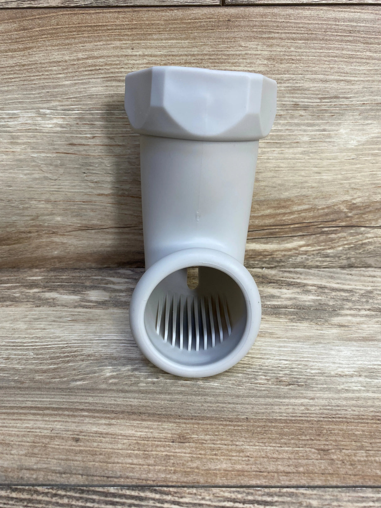 Ubbi Spout Guard Grey