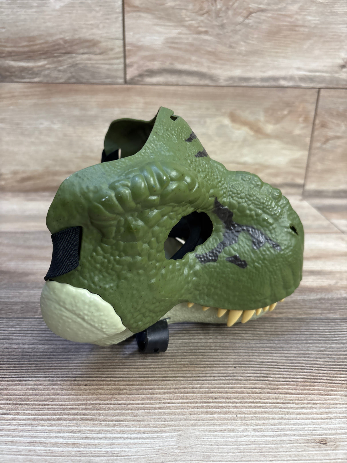Mattel Jurassic World Dominion Dinosaur Mask, Tyrannosaurus Rex