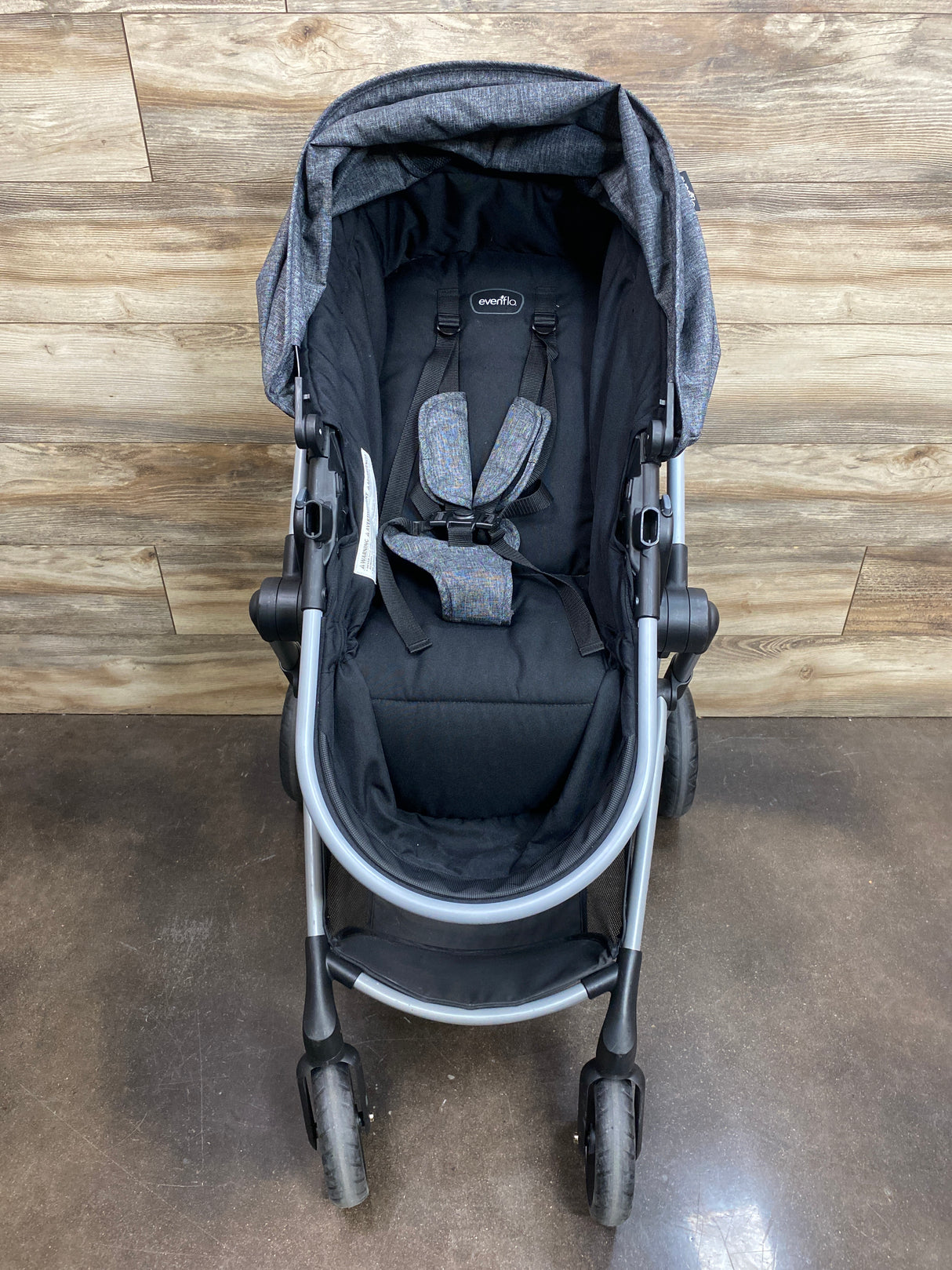 Evenflo Pivot Black Stroller