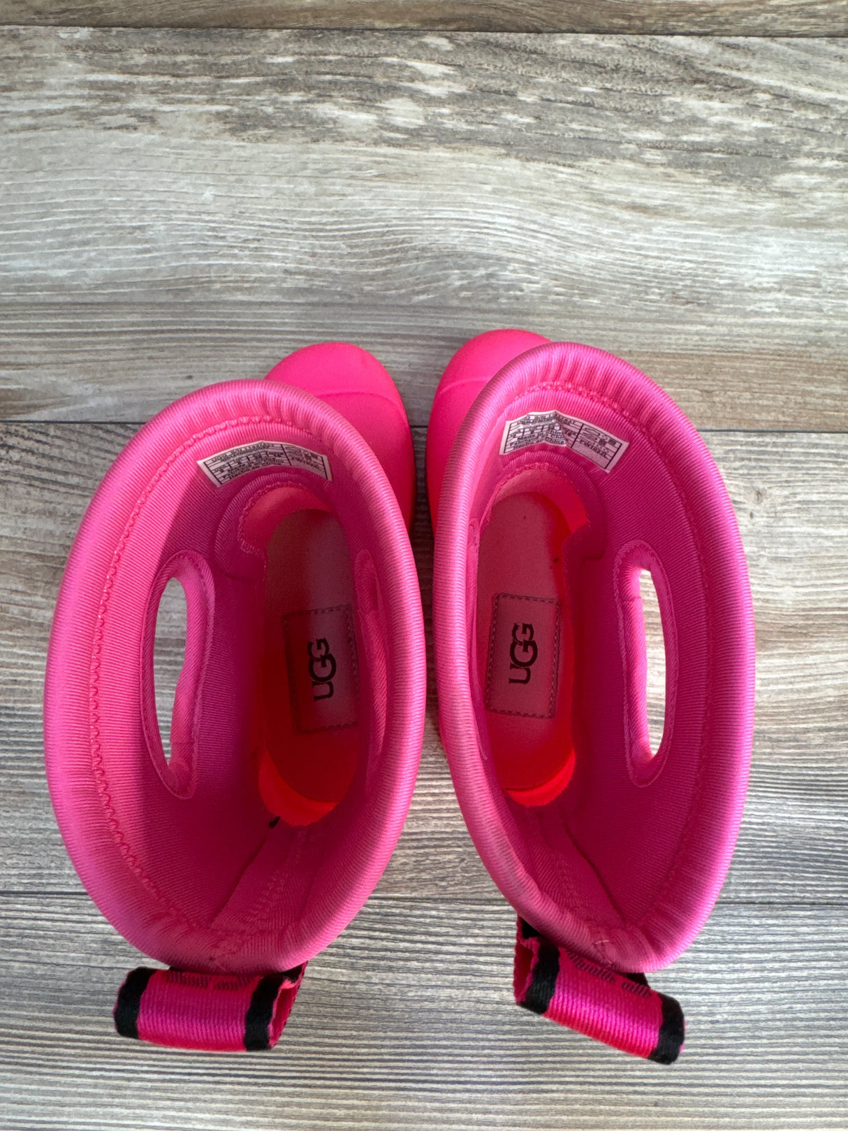 UGG Droplet Mid Boots Neon Pink sz 9c - Me n Mommy To Be