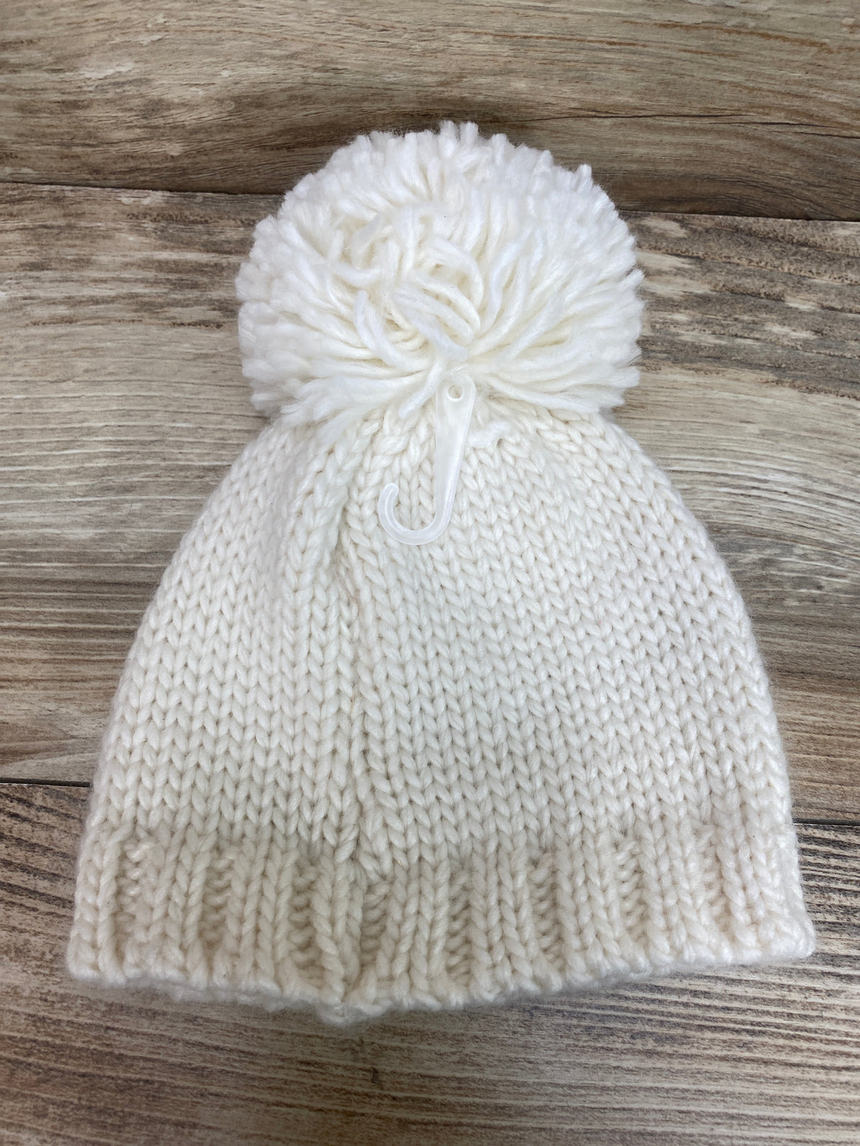 So 'Dorable Pom Beanie "Pumpkin" White Sz 0-12m