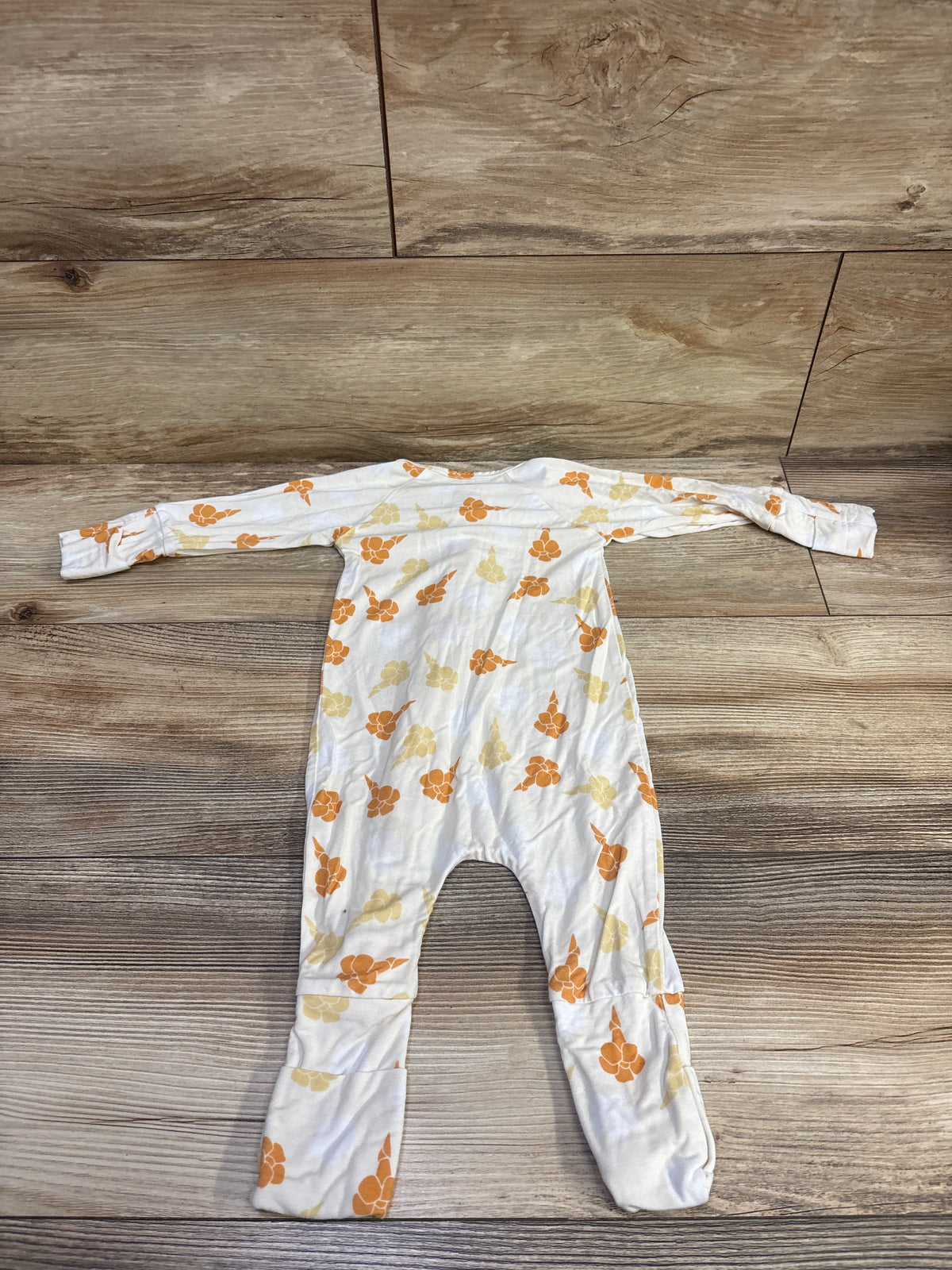 Georgie's Corner Bamboo Convertible Sleeper White sz 3-6m