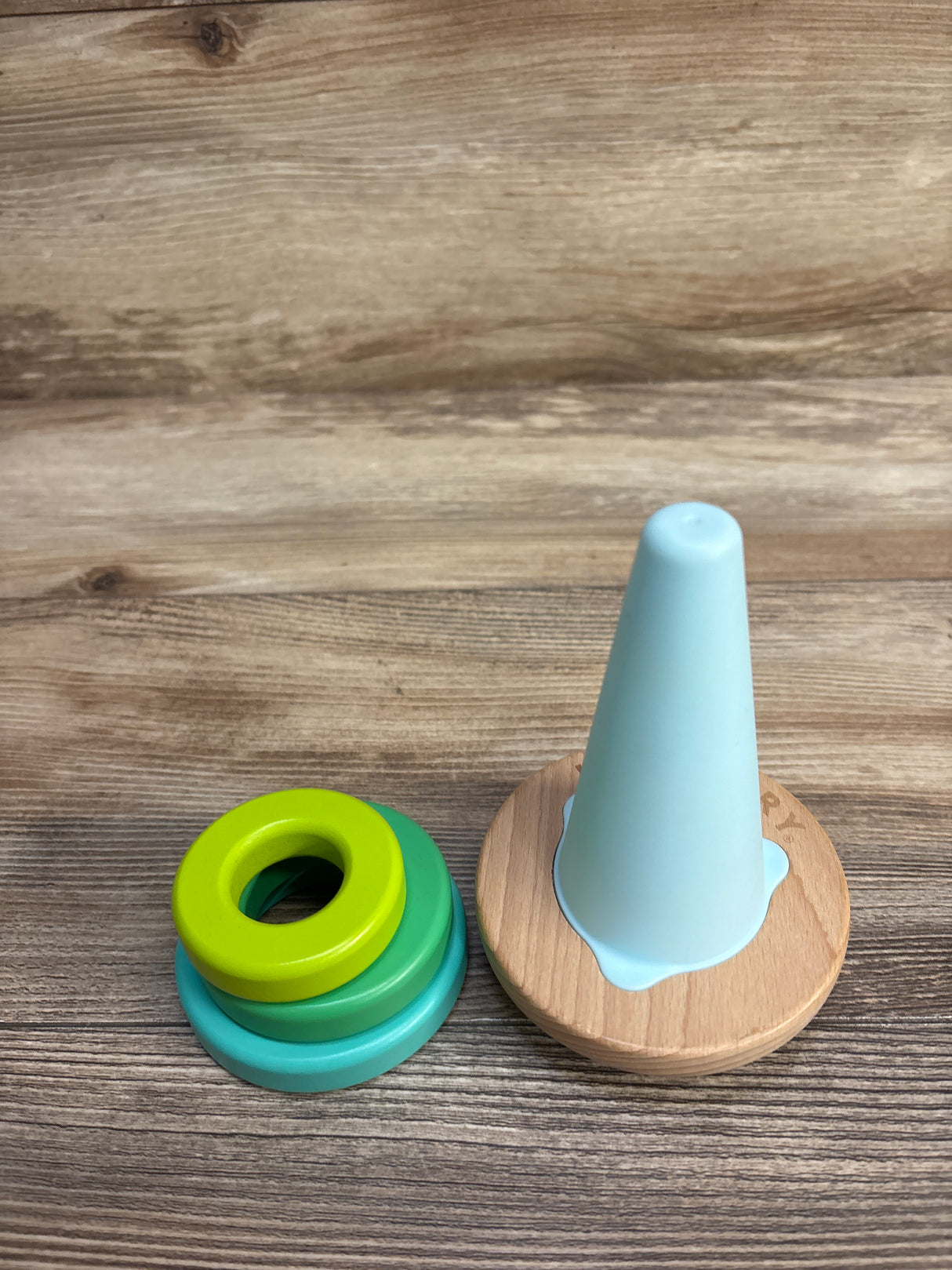 Lovevery Montessori Wobble Stacker