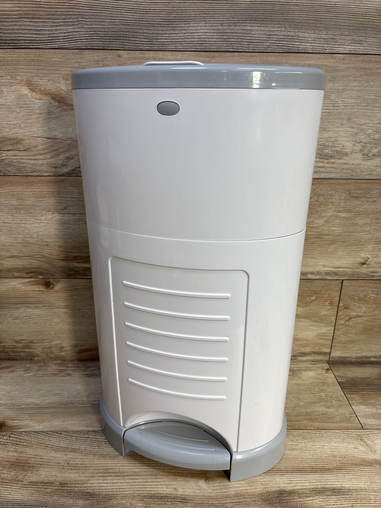 Dekor Plus Hands-Free Diaper Pail