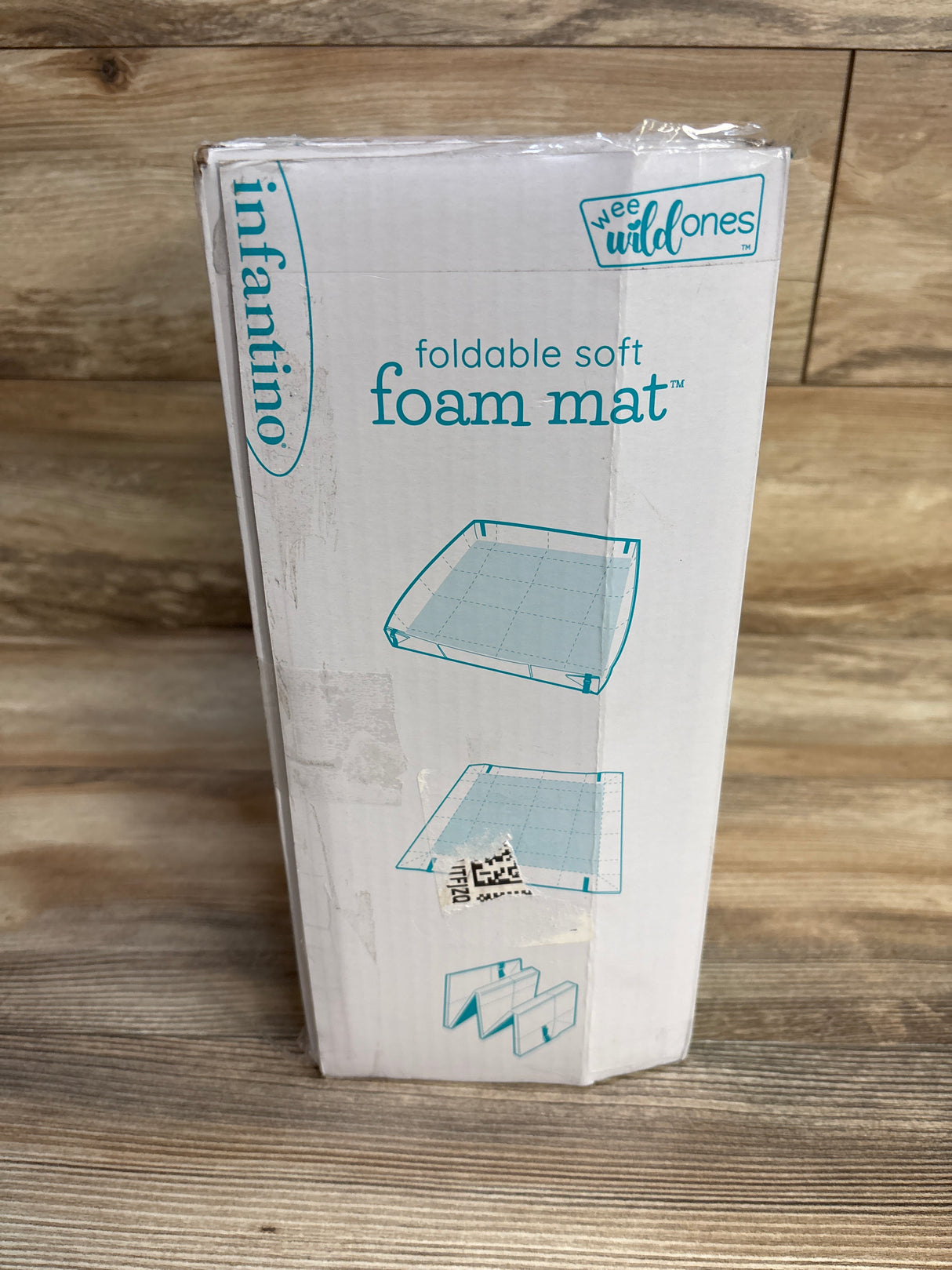 NEW Infantino Foldable Soft Foam Mat in Rainbows