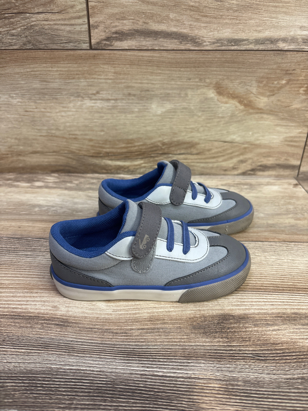 See Kai Run Rory Sneakers Grey sz 10c