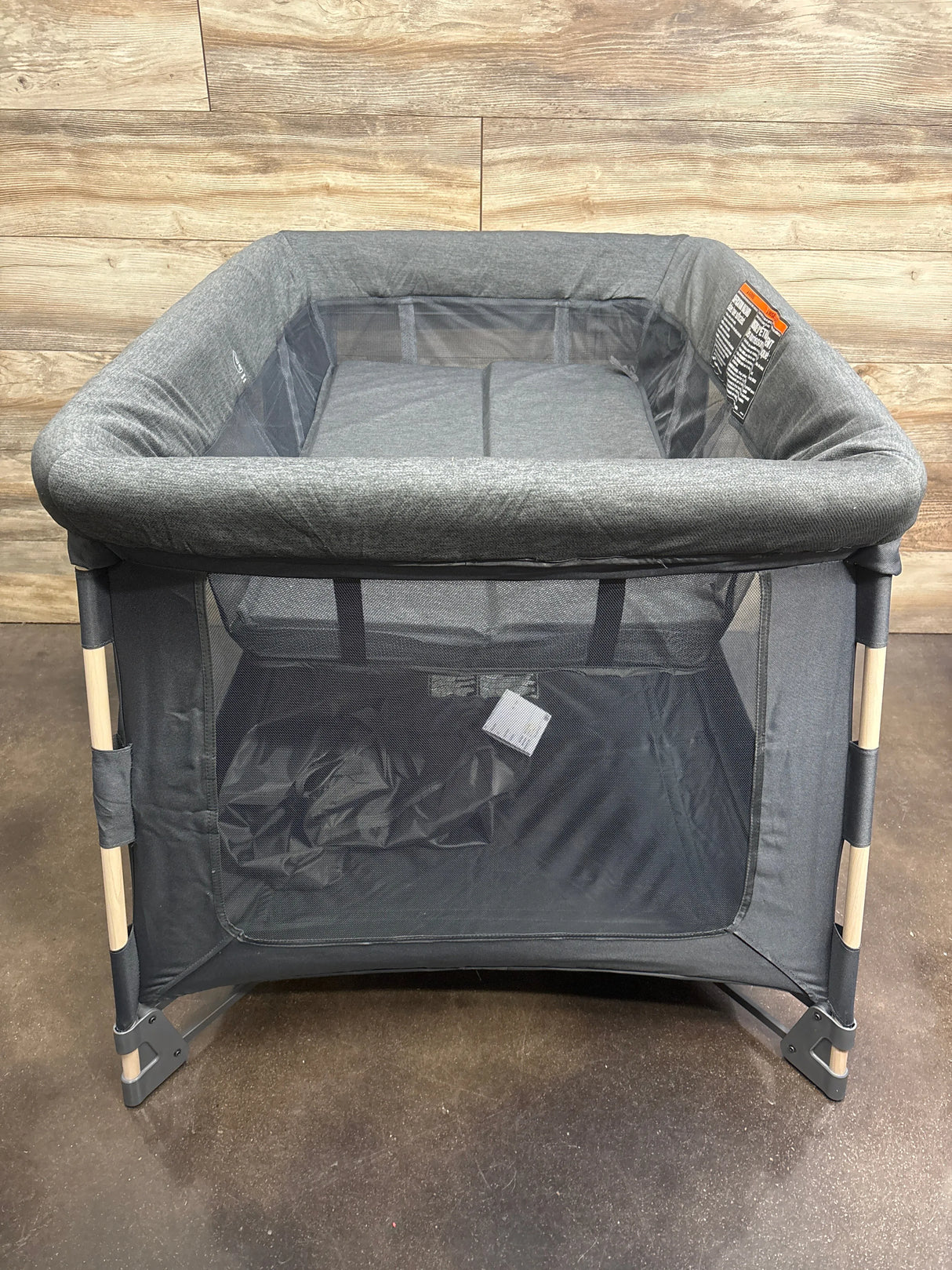 NEW Maxi-Cosi Swift Playard in Classic Graphite