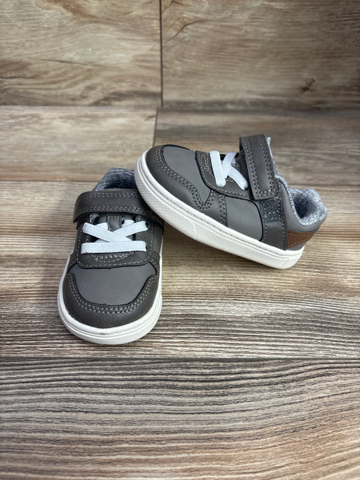 Just One You First Walker Sneakers Grey sz 4c