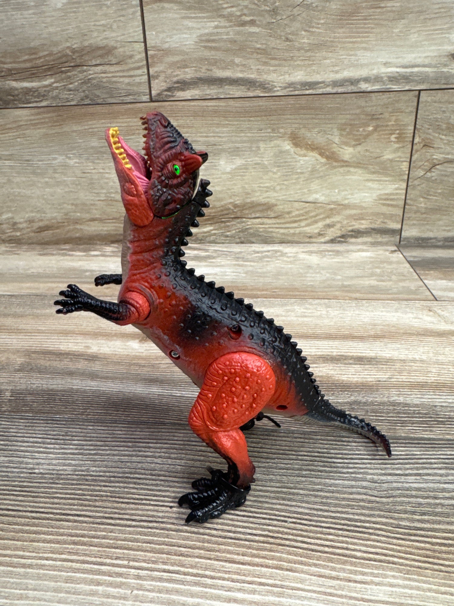 3pk Roaring Dinosaur Action Figures