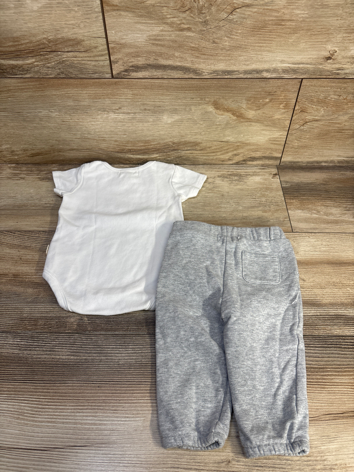 Rabbit + Bear Organic 2pc Bodysuit & Pants Set White sz 6-9m