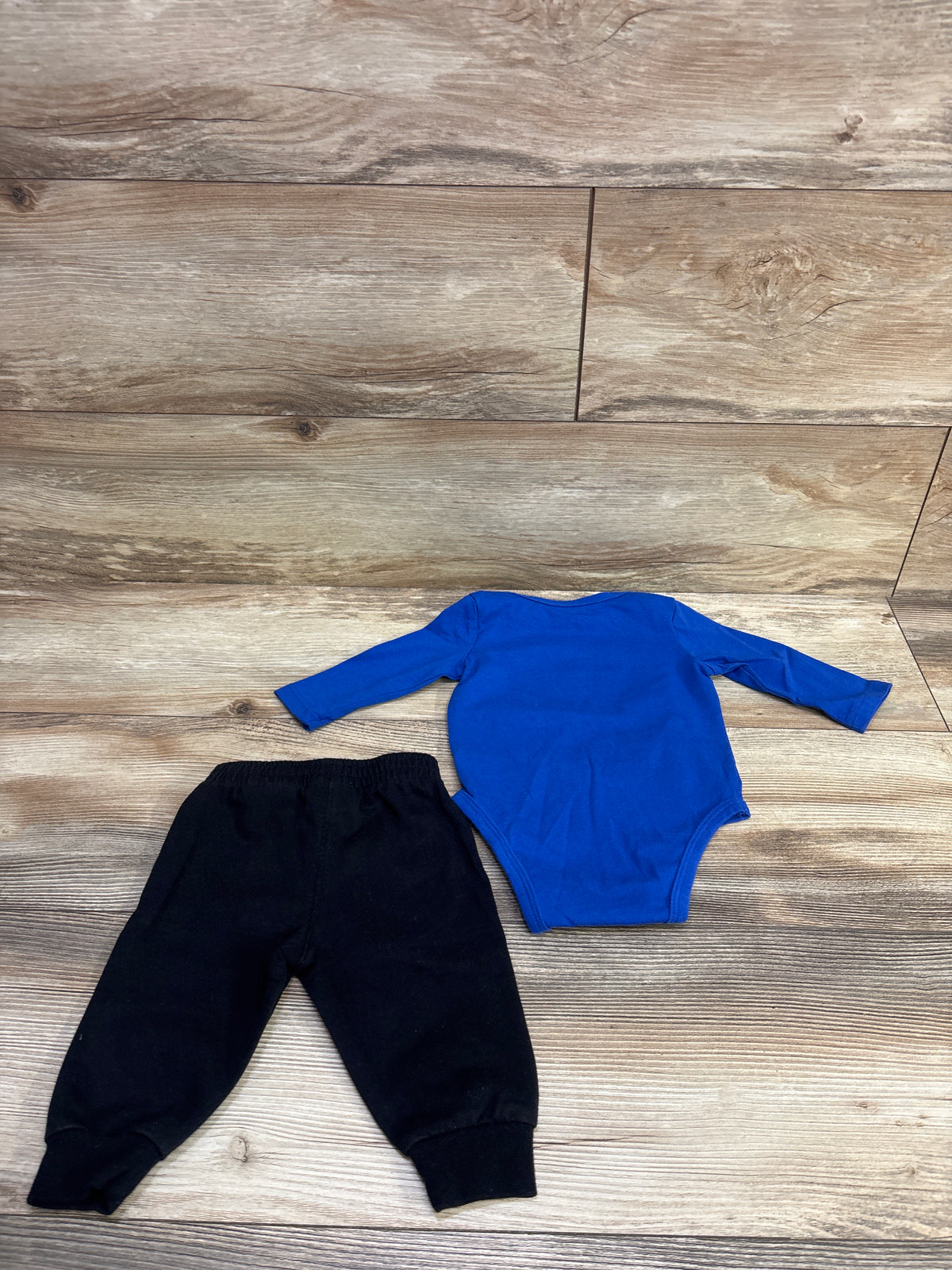 Nike 2pc Bodysuit & Joggers Set Blue sz 6m