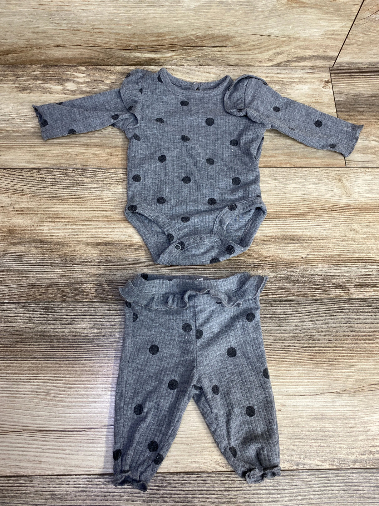 Carter's 2pc Polka Dot Bodysuit & Pants Set Grey sz Newborn