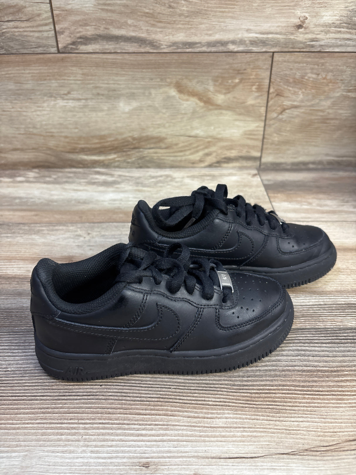 NWOT Nike Air Force 1 'Triple Black' Sneakers sz 1Y