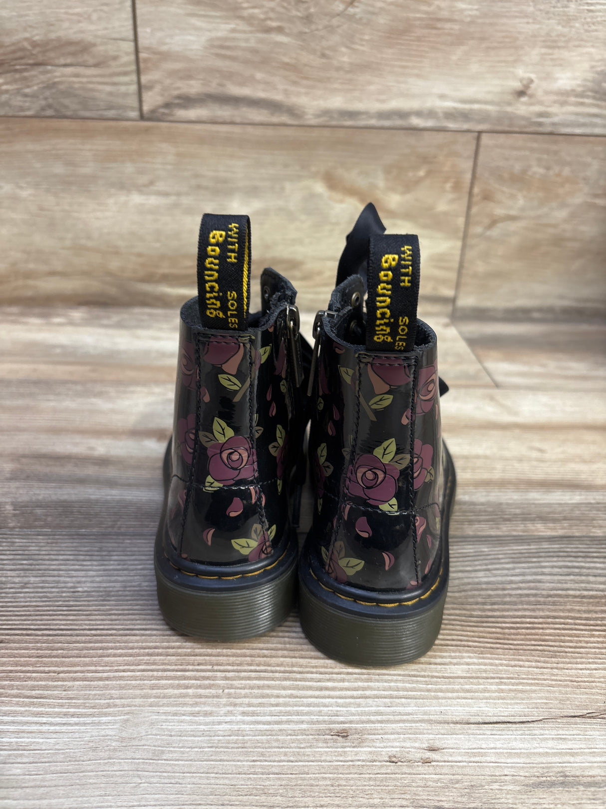 Dr. Marten 1460 Decayed Rose Lace Up Boots Black sz 12c