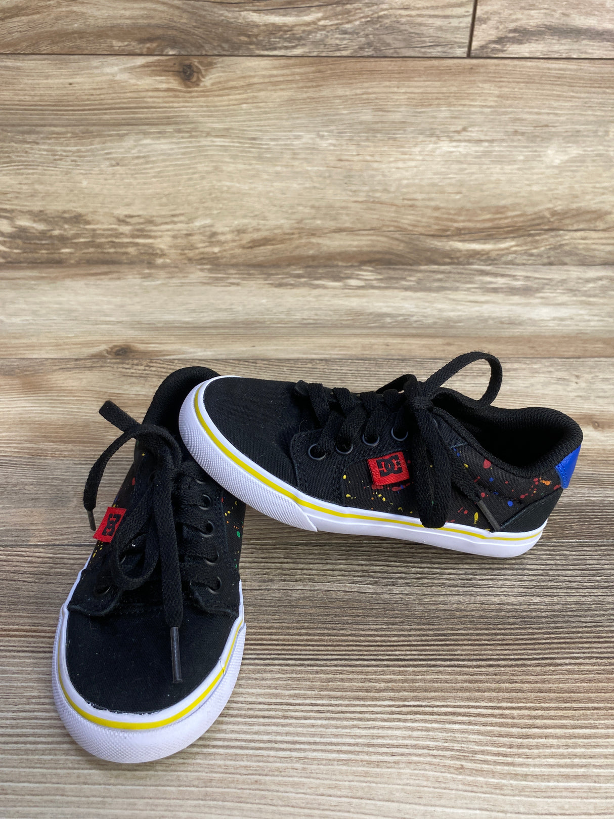 DC Paint Splatter Anvil Sneakers Black sz 11c