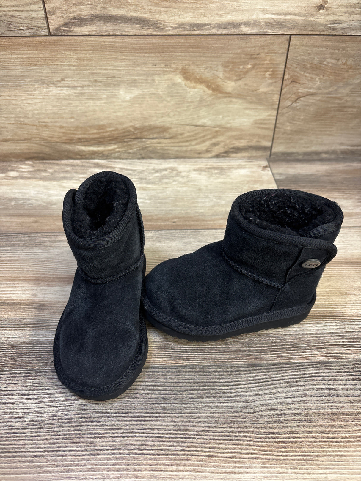 UGG Jona Boot Black sz 6c
