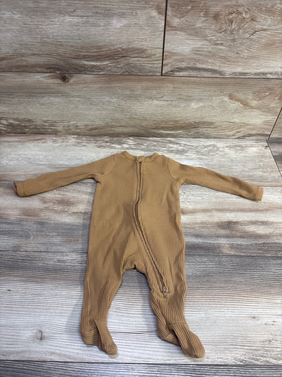 Old Navy Ribbed Sleeper Caramel sz 0-3m