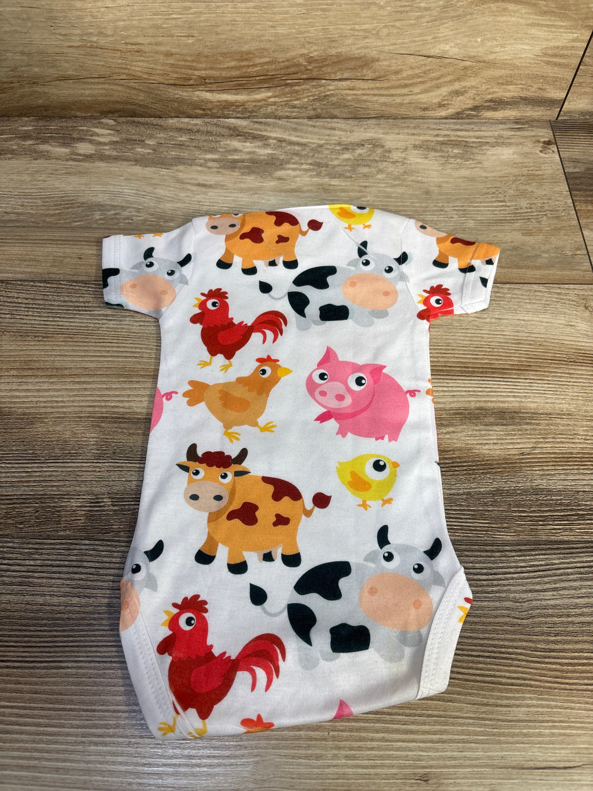 Twisted Envy Farm Animal Bodysuit White sz 0-3m