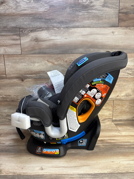 NEW Graco Turn2Me 3-in-1 Rotating Convertible Car Seat in Manchester - Me n Mommy To Be