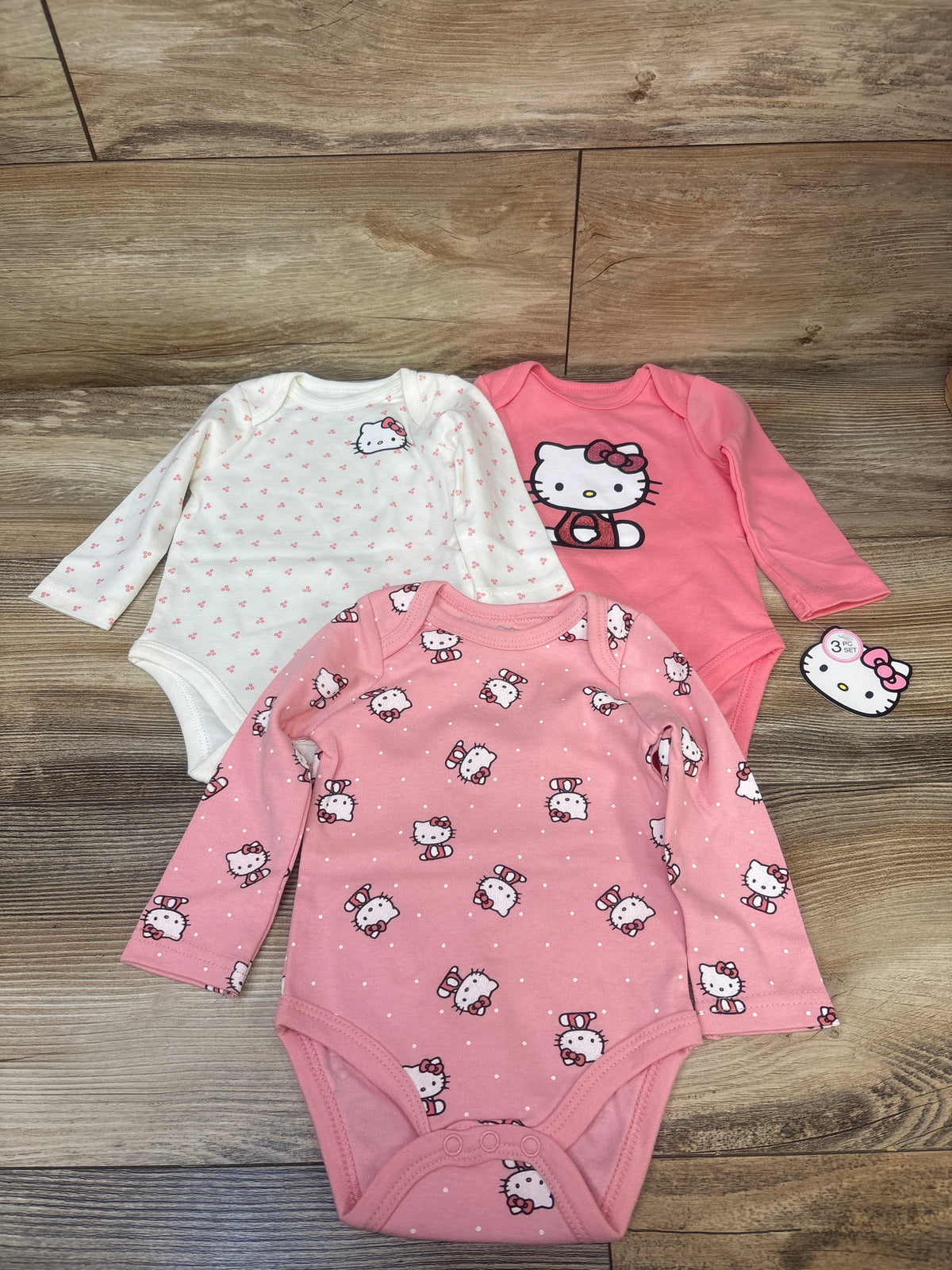 NEW Hello Kitty 3pk Long Sleeve Bodysuits Pink sz 9m