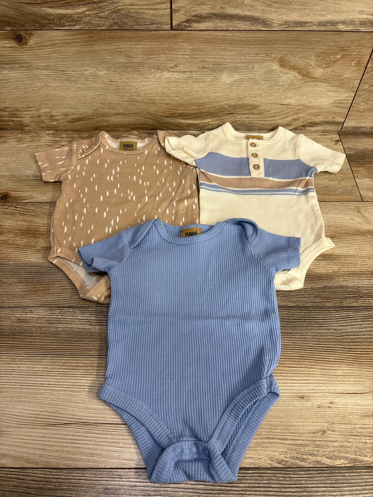 Mario Lopez 3pk Bodysuit Set Tan sz 3-6m