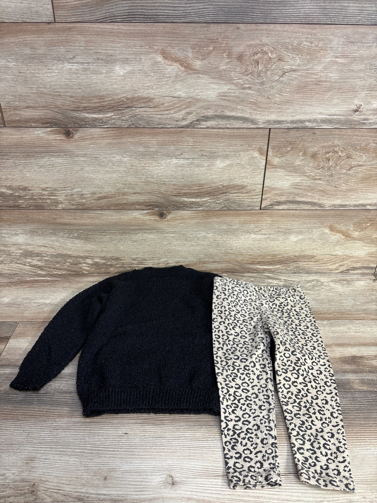 Jessica Simpson 2pc Fuzzy Chunky Knit Sweater & Leopard Leggings Black sz 4T