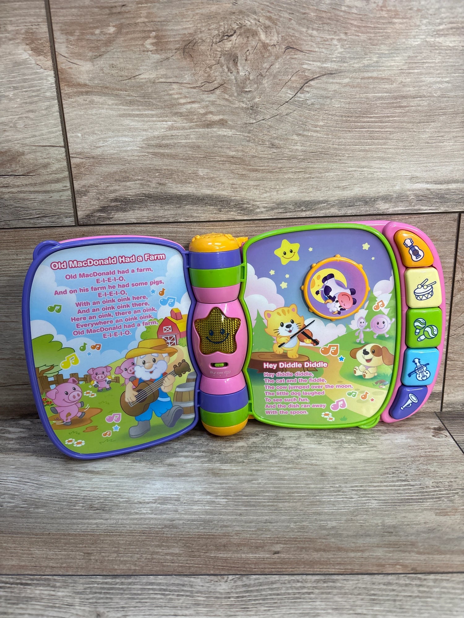 VTech Musical Rhymes Book, Pink