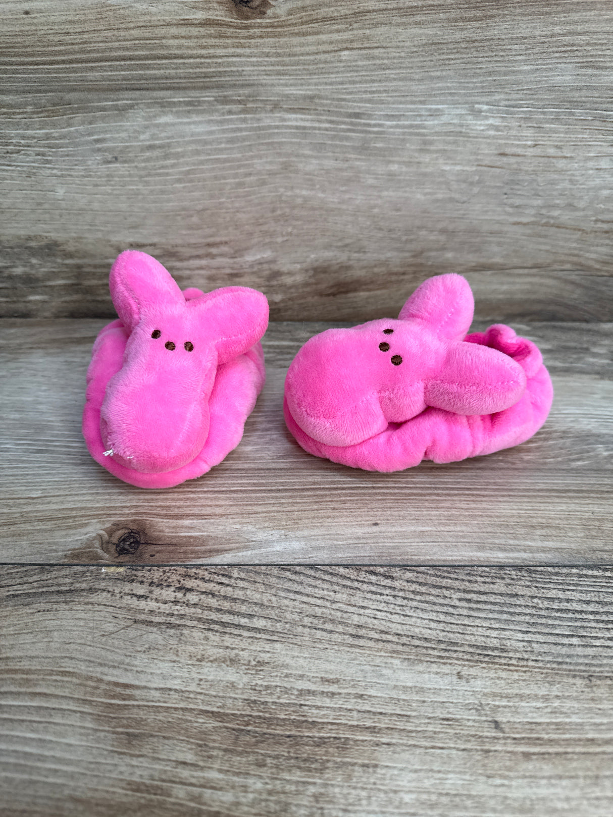 Peeps Pink Slippers sz 2/3c