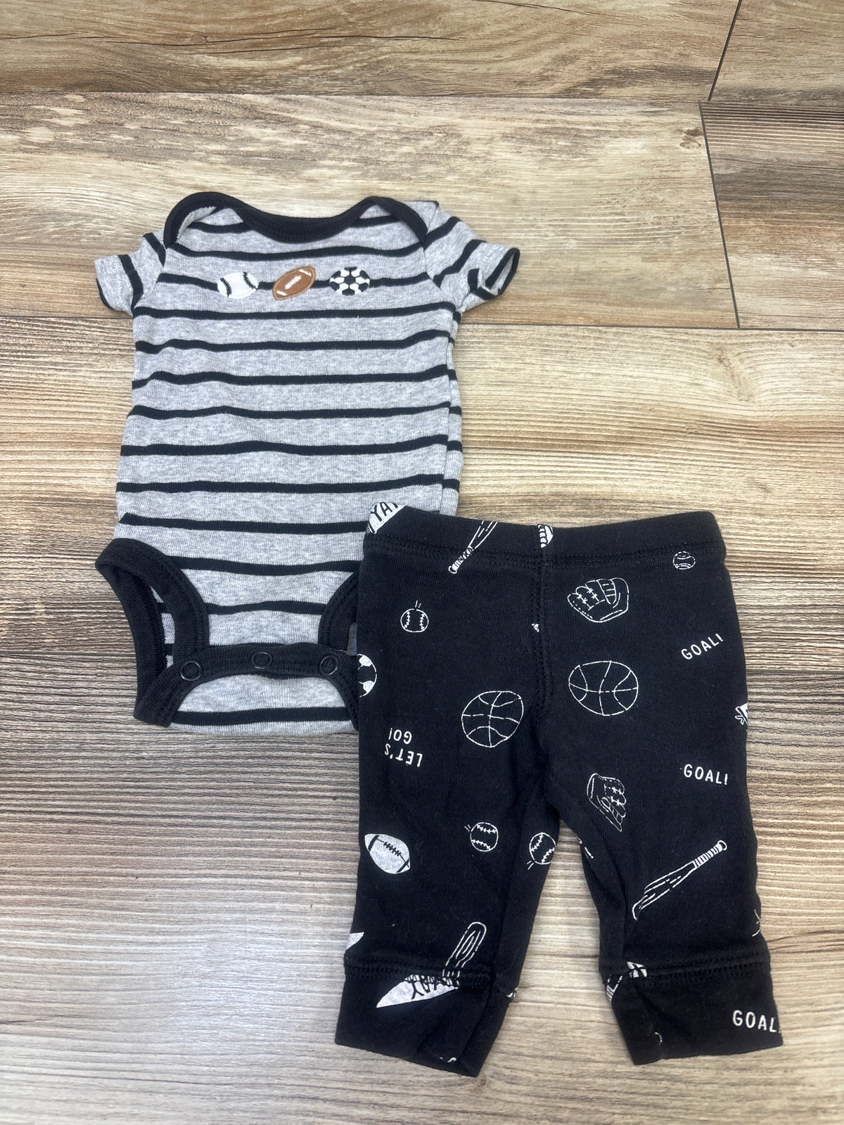 Carter's 2pc Sports Bodysuit & Pants Set Grey sz Newborn
