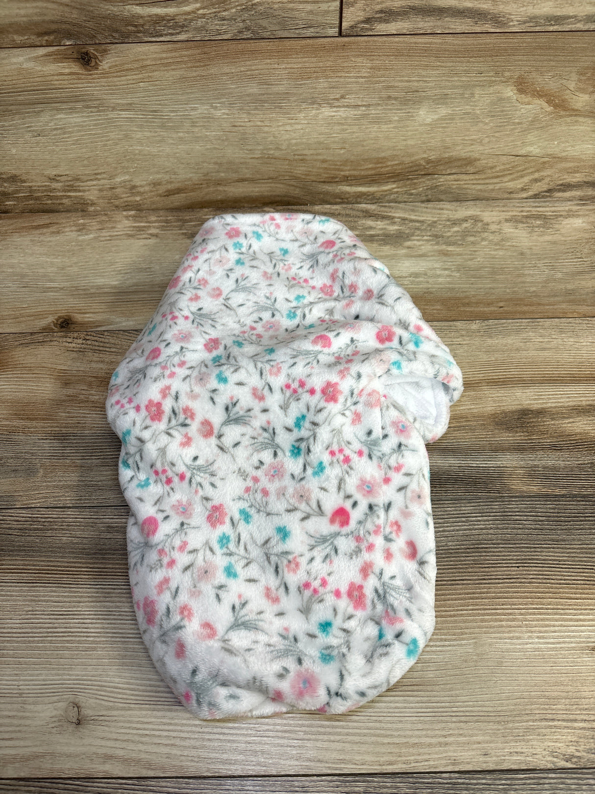 Little Me Floral Plush Swaddle Wrap White sz 0-3m