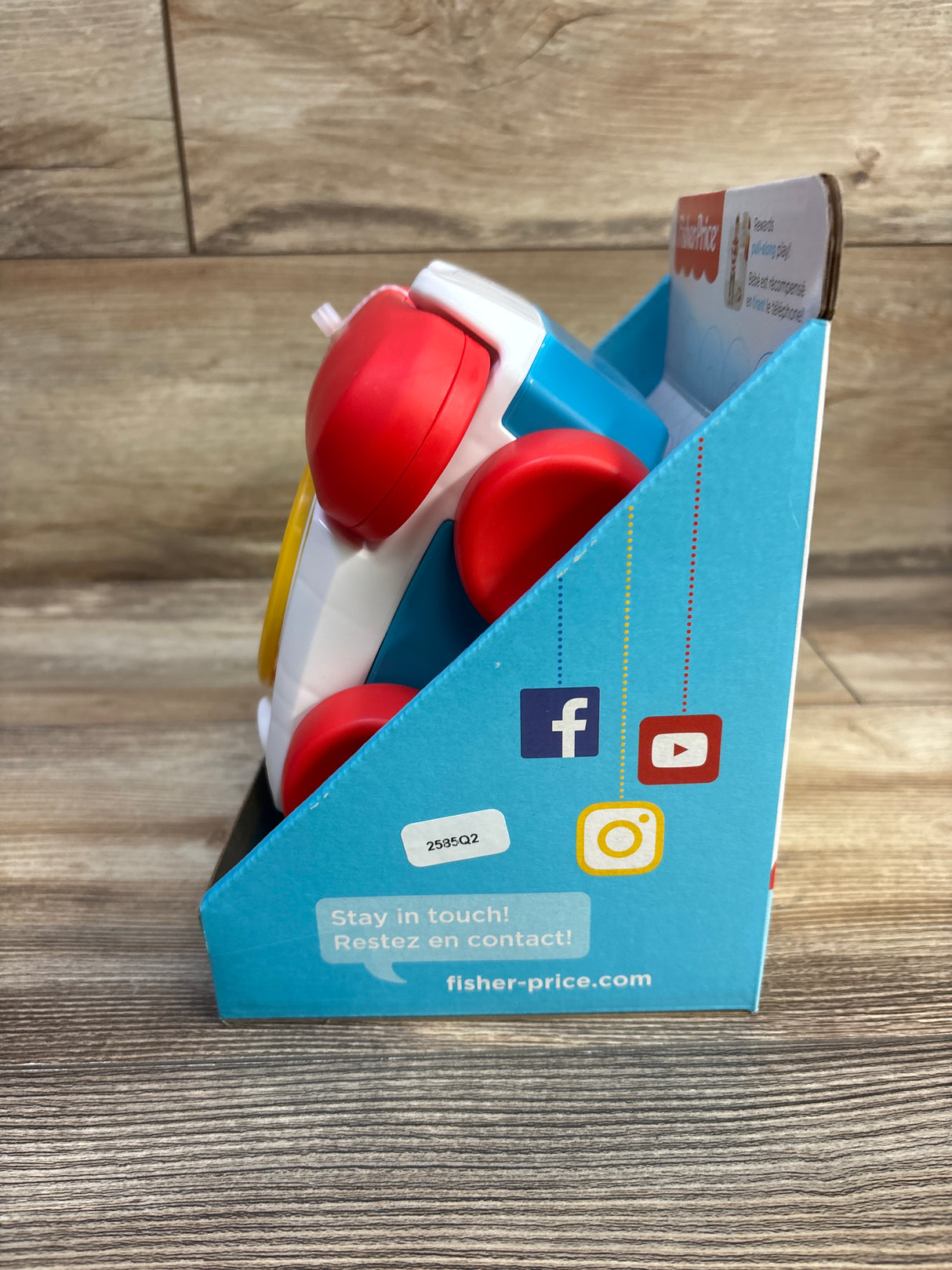 NEW Fisher-Price Chatter Telephone