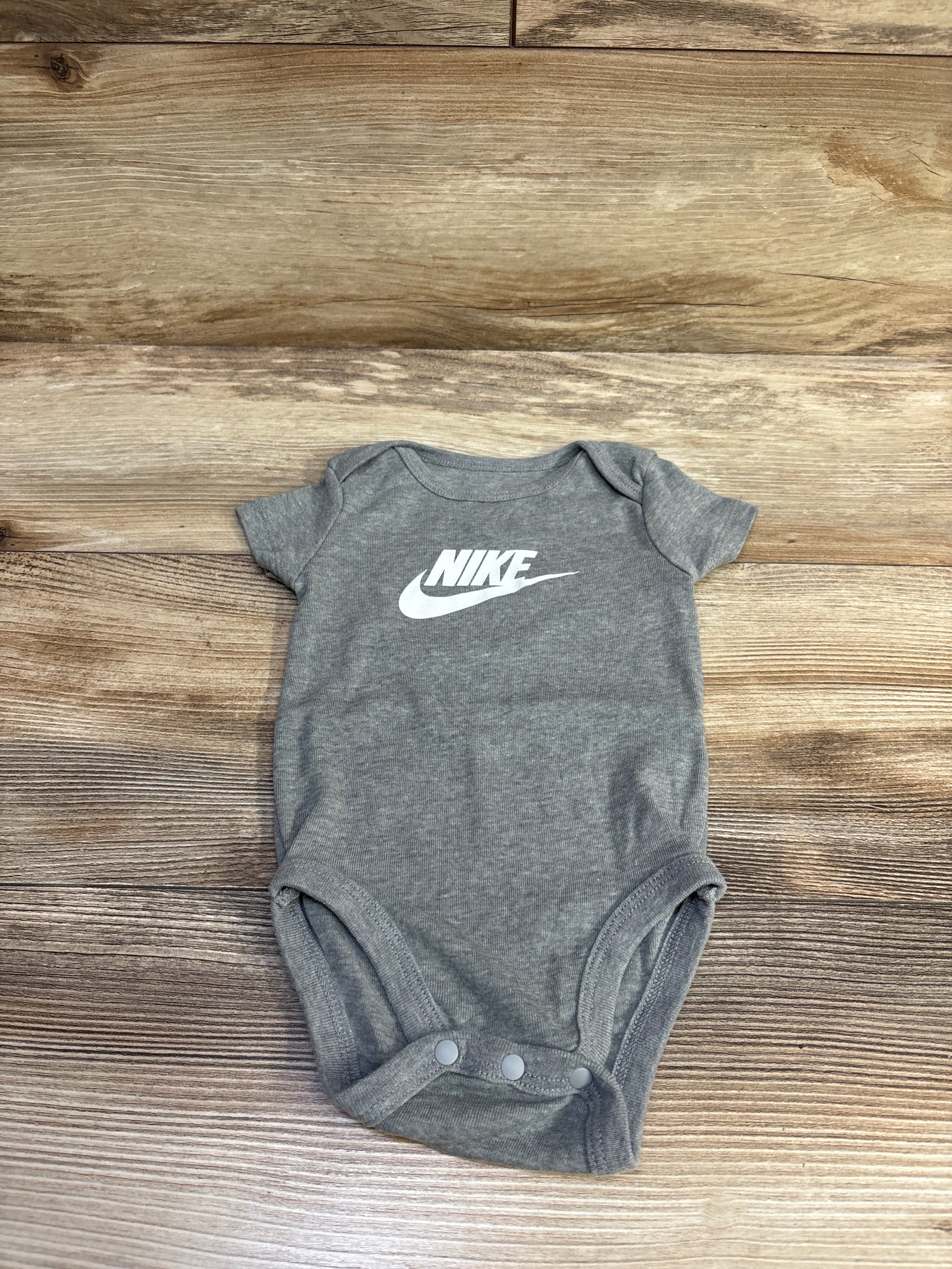Nike Bodysuit Grey sz 12m
