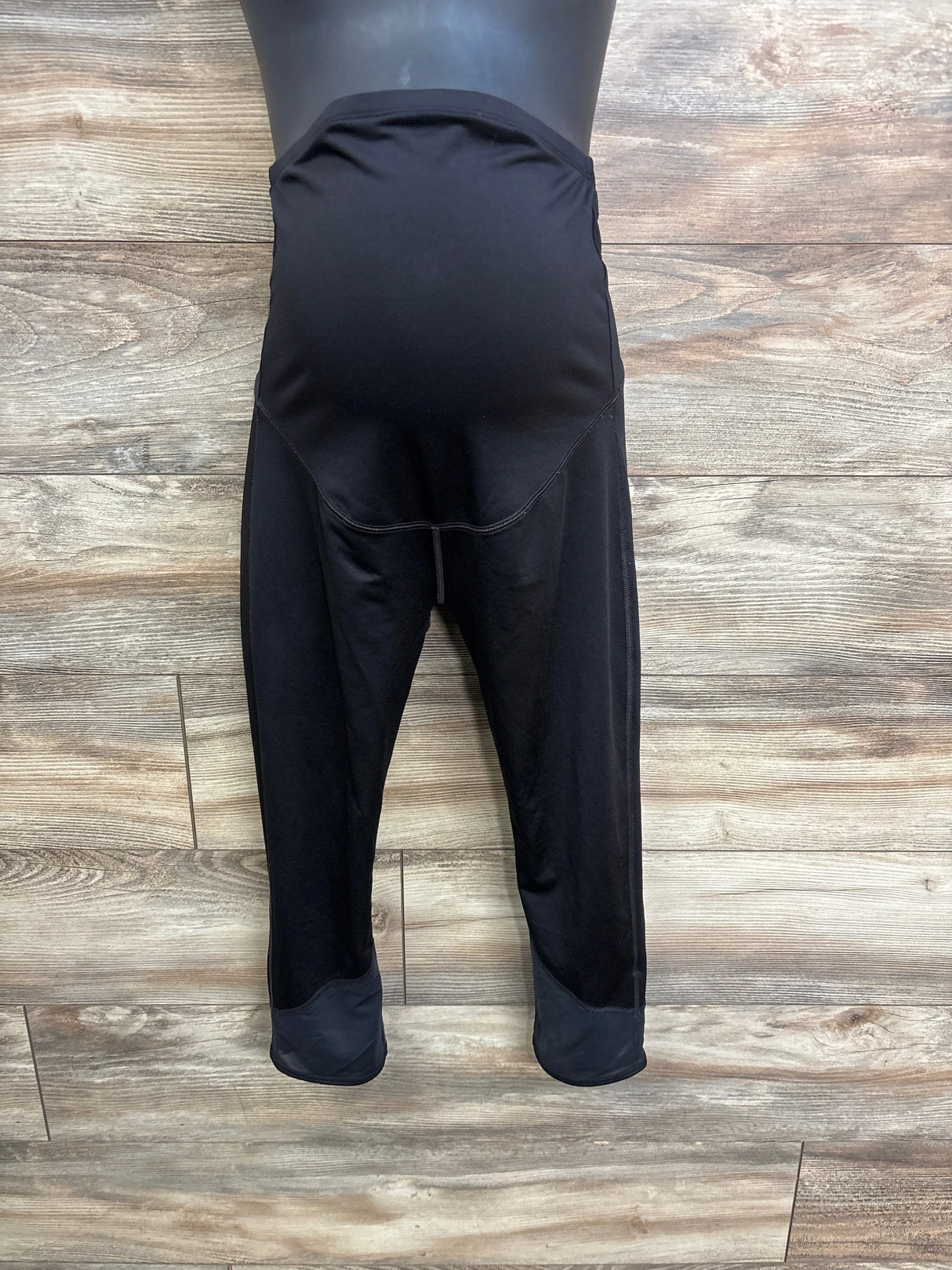 A:glow Maternity Full Belly Panel Mesh Performance Capri Leggings Black sz Medium