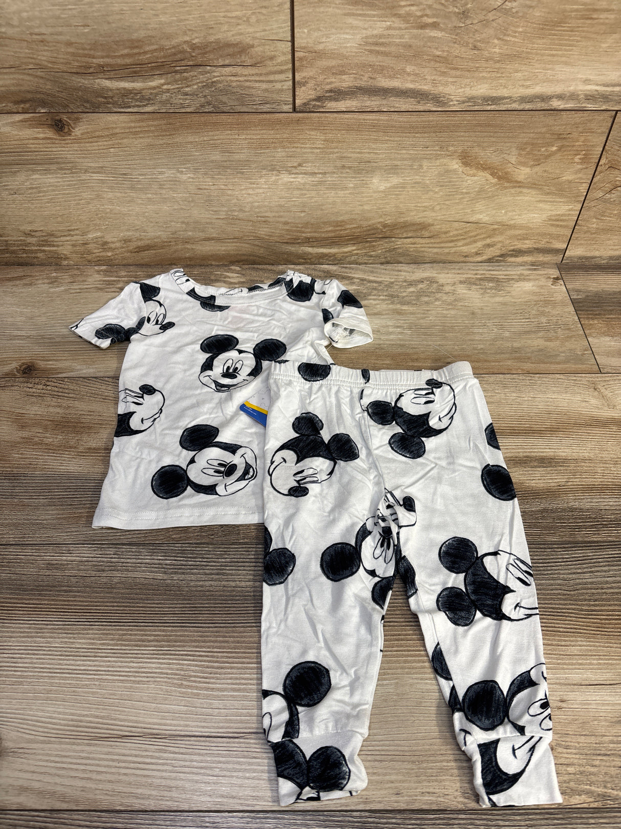 NEW Disney Junior Mickey 2pc Short Sleeve Viscose Snug Fit Pajama Set White sz 18m