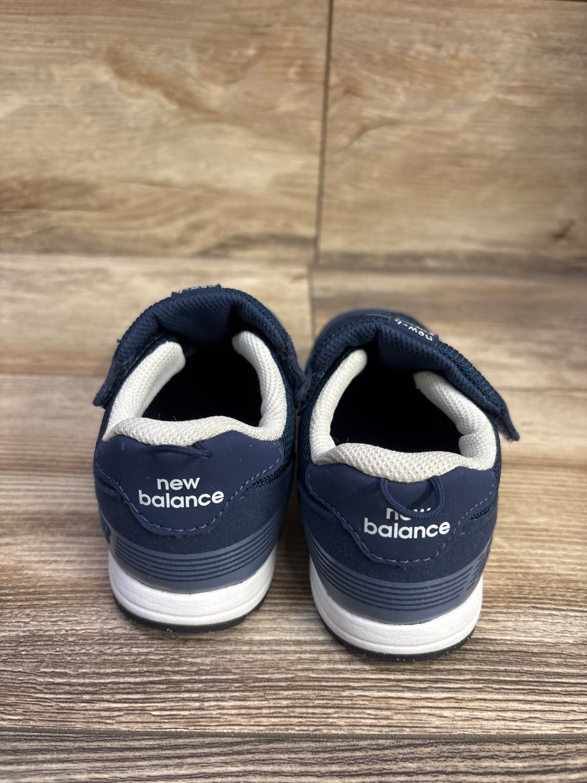New Balance 515 Hook and Loop Sneakers sz 10c