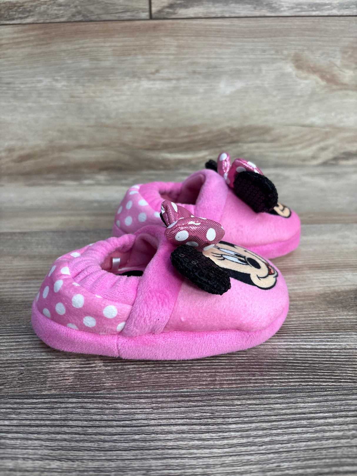 Minnie Mouse Slippers Pink sz 5/6c